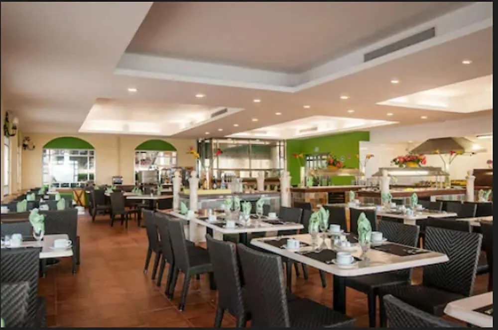 Hotel Club Gr Solaris Cancún
